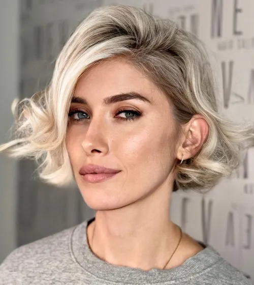 12-ear-length-blonde-bob-with-curls-on-ends