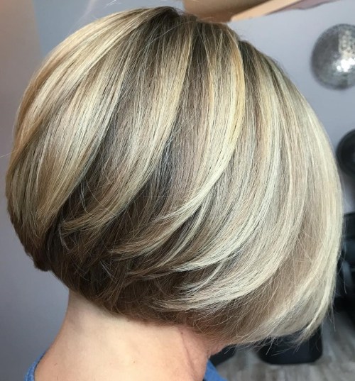 Short Layered Two-Tone Bob