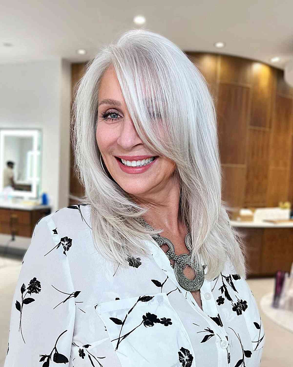 Natural Silver Layered Cut for Medium-Length hair and women with a long face